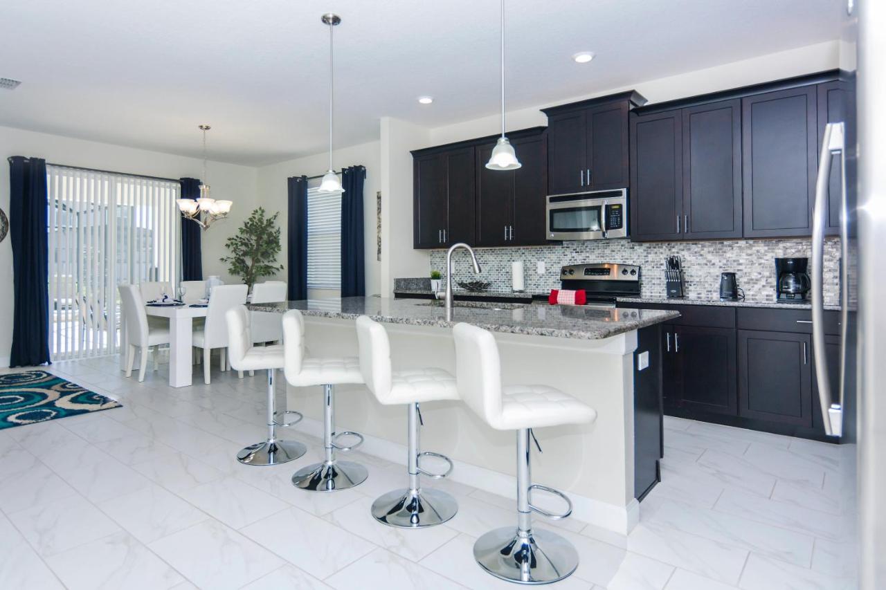 Enchanting Décor Home with private pool at Storey Lake Resort SL4714 Kissimmee Exterior foto